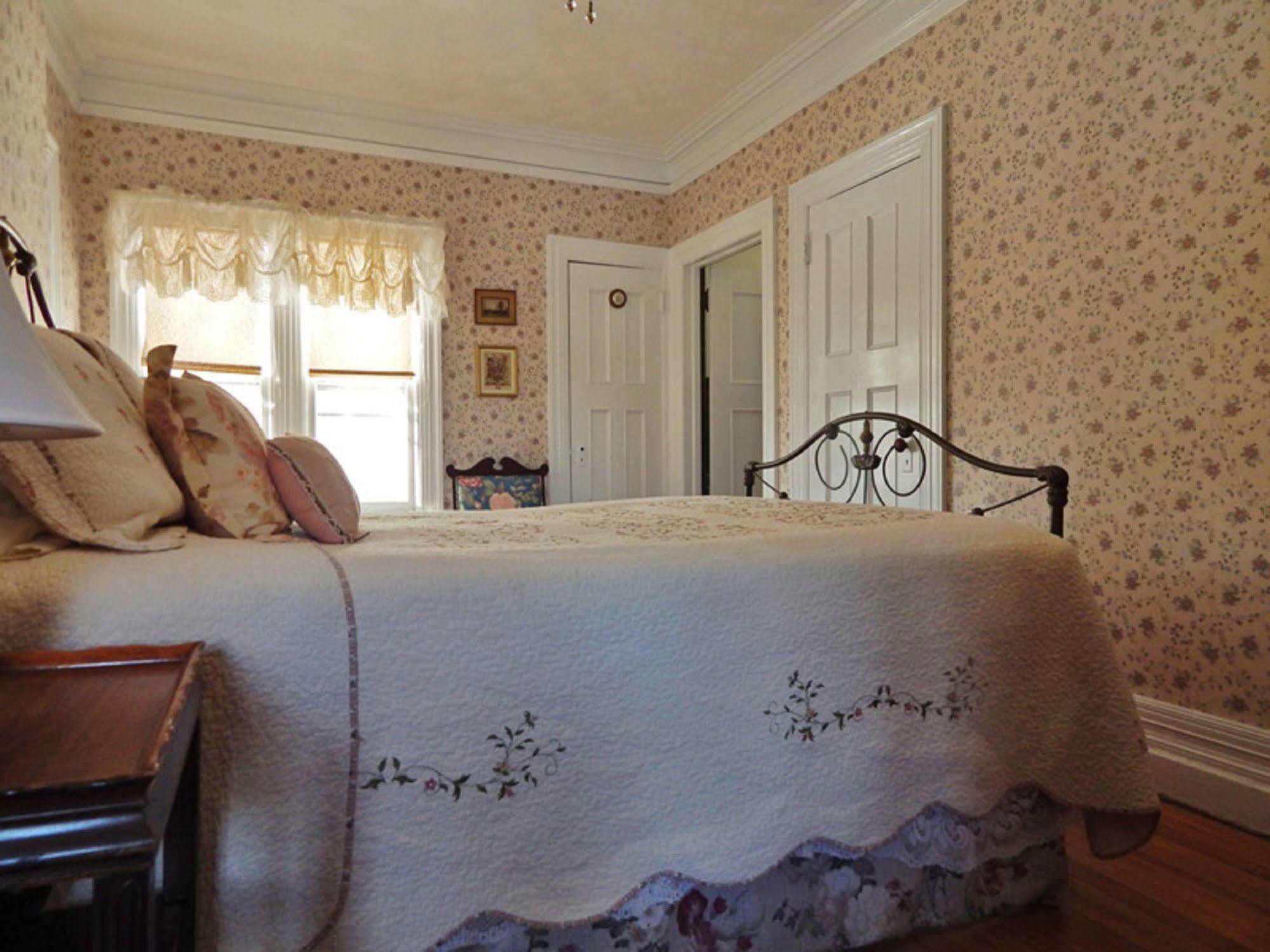 Manor House Bed & Breakfast Norfolk 외부 사진