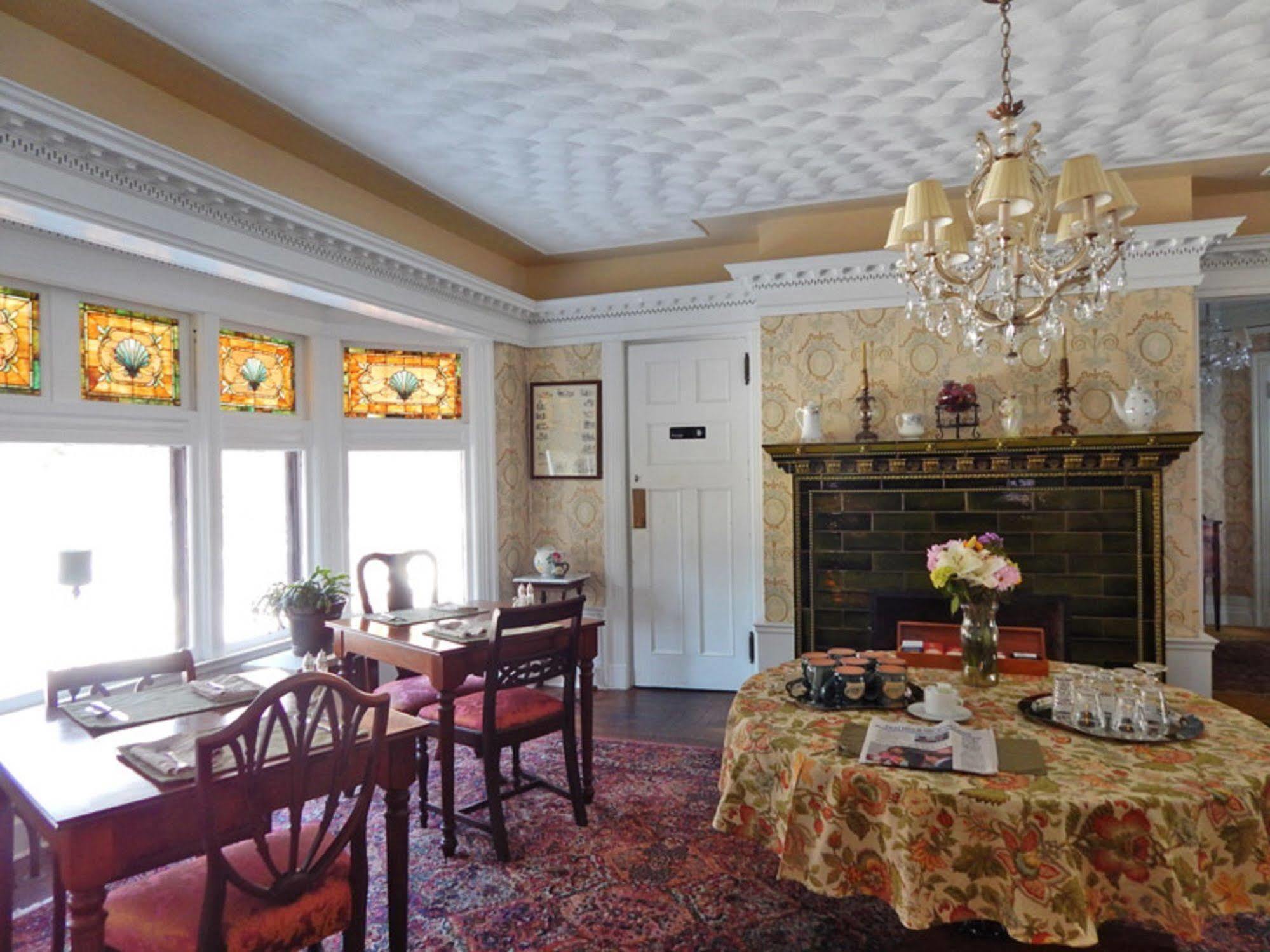 Manor House Bed & Breakfast Norfolk 외부 사진